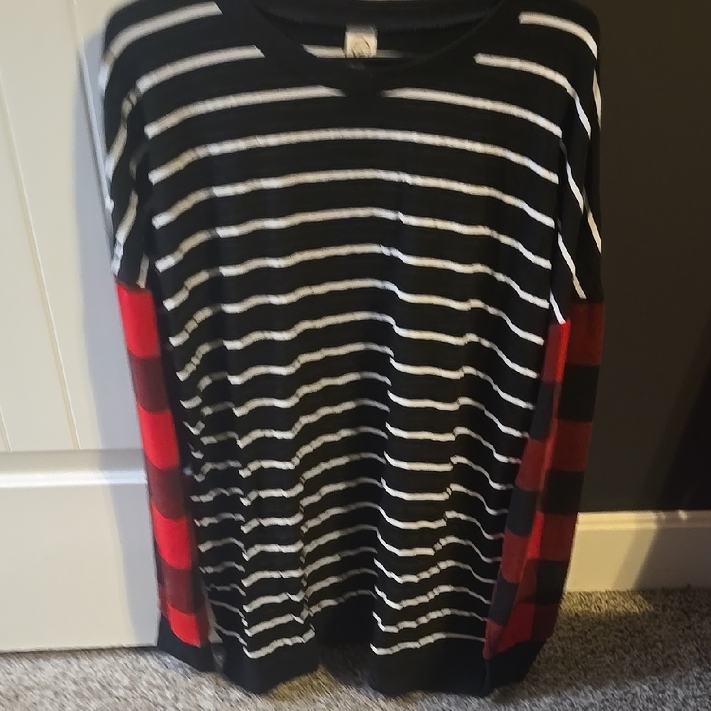Striped Long Sleeve Top - Black and Red